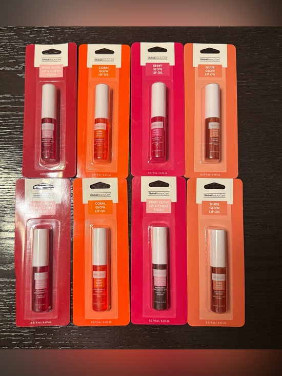 Global Beauty Care Other - Global Beauty Care Lip & Cheek Set